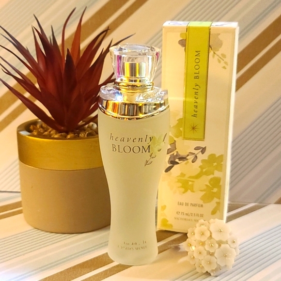 Victoria's Secret Other - Victoria's Secret Heavenly Bloom Collection